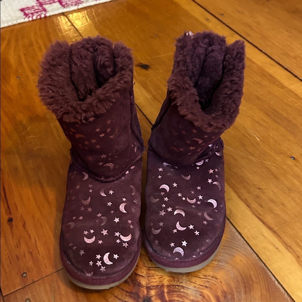 UGG girls  Moon & Stars BAILEY BOW Boots size  3